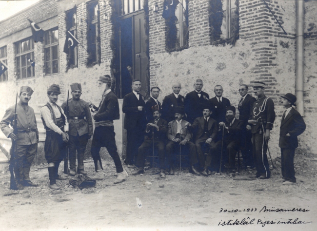 30101933 Istiklal Piyesi 1 20120415 1790304787
