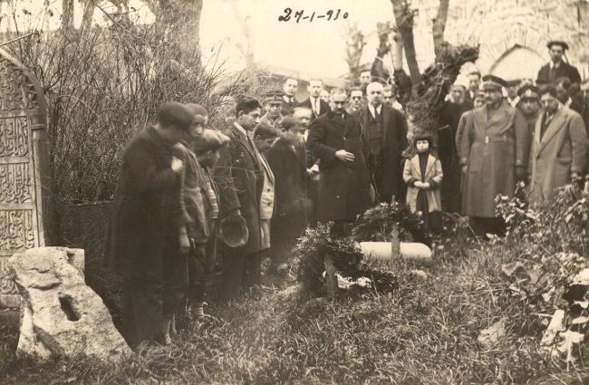 6 Eyluel 1936 Kurtulus Bayram 1 20120415 1288149592