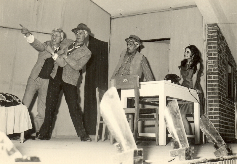 Erkek Sanat Kiz Sanat Tiyatro 1968 5 20120508 1323033815