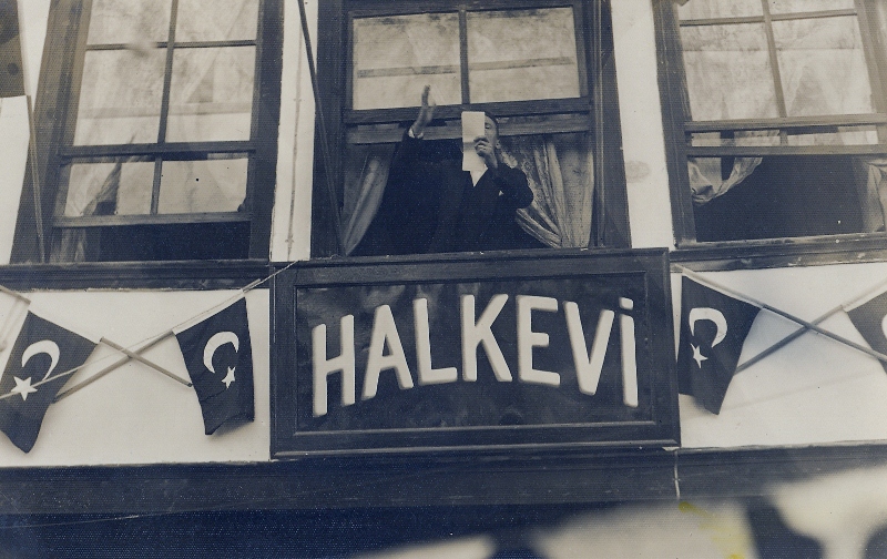Halkevi 1 20120415 1130839838
